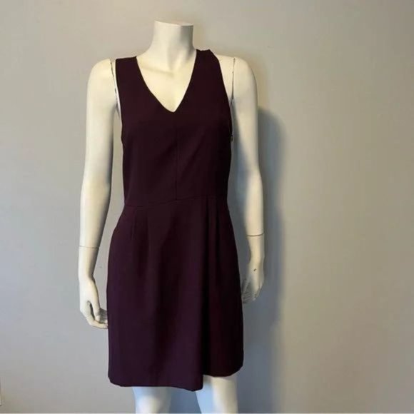 Banana Republic Plump Purple dress with bow on back Size 4 US - Picture 2 of 8